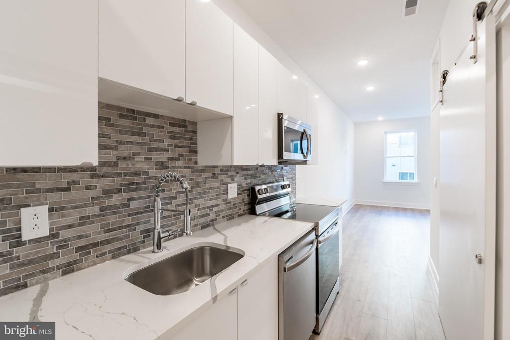1439 FEDERAL ST #UNIT 208