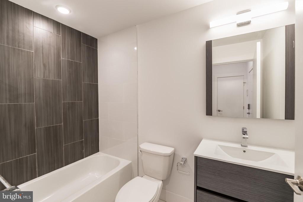 1439 FEDERAL ST #UNIT 208