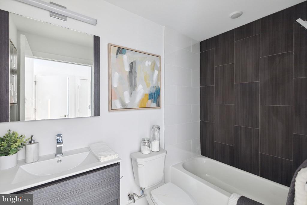 1439 FEDERAL ST #UNIT 306