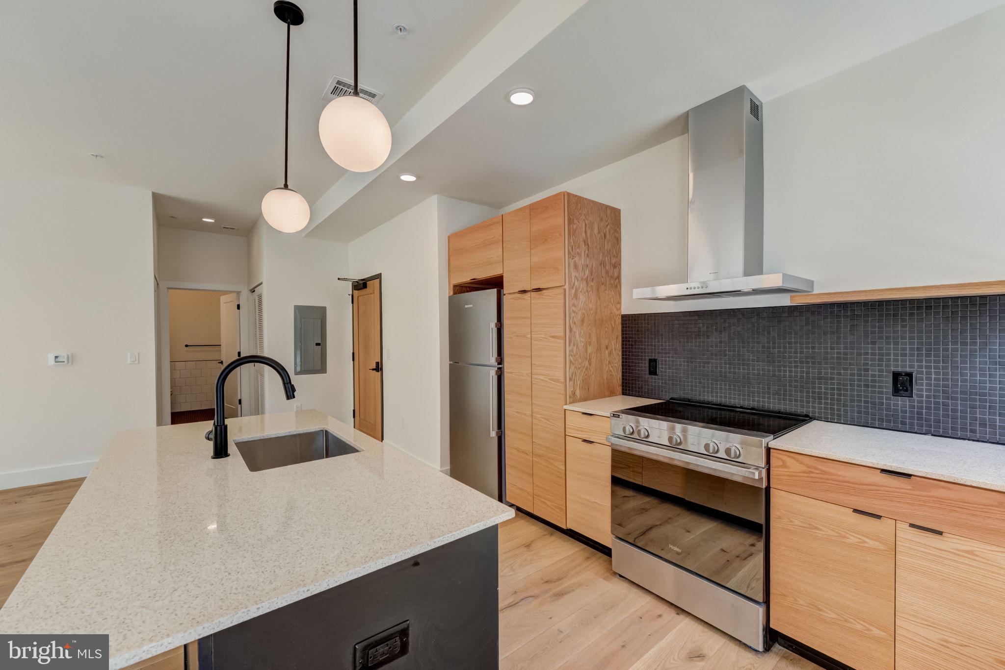 1701-17 N 2ND ST #514