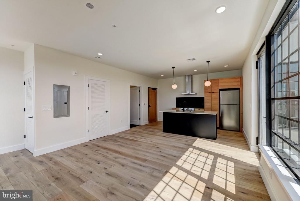 1701-17 N 2ND ST #514