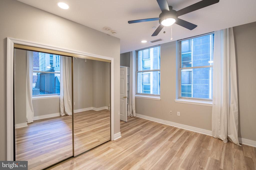 1600-18 ARCH ST #516