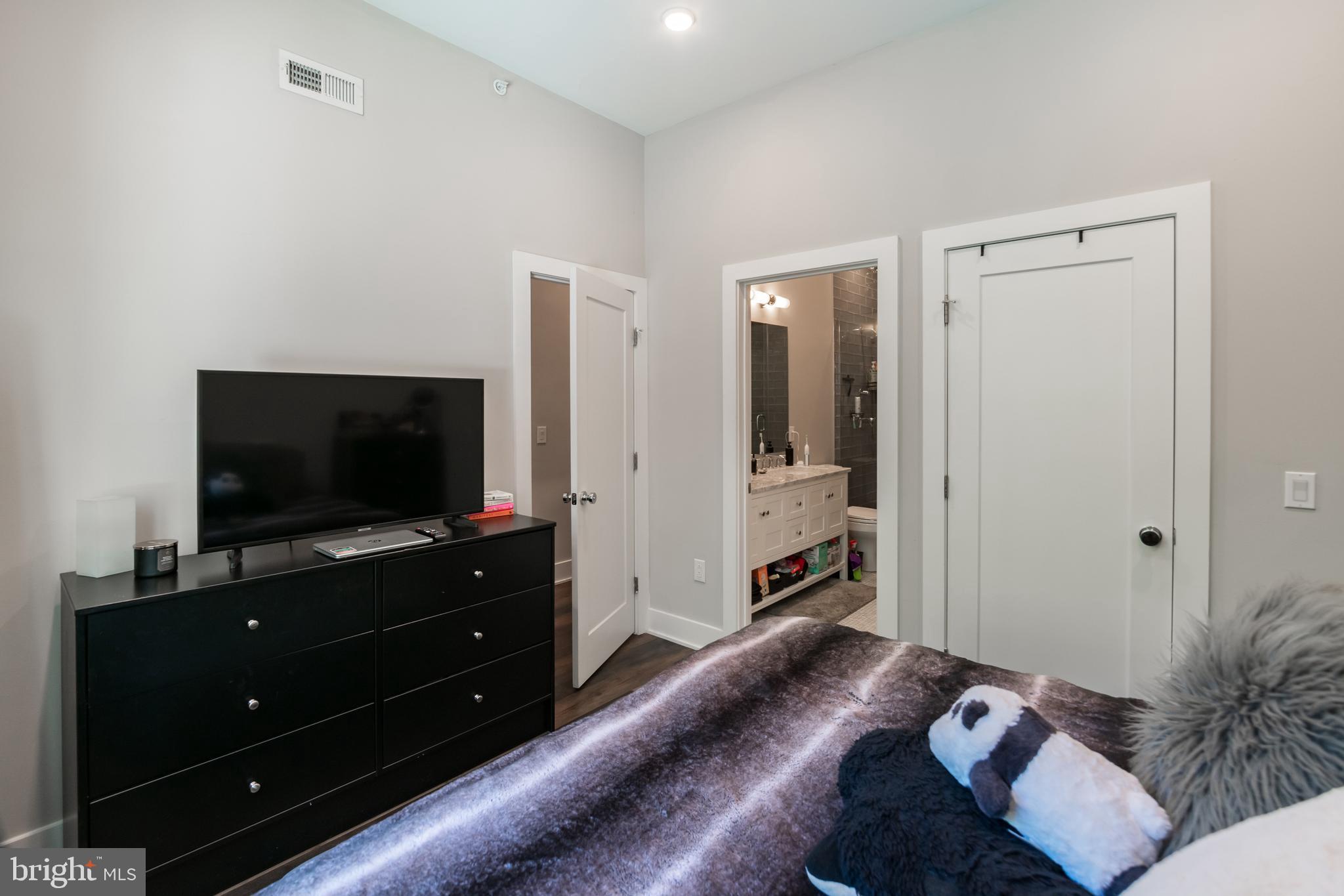711 N 16TH ST #UNIT 1