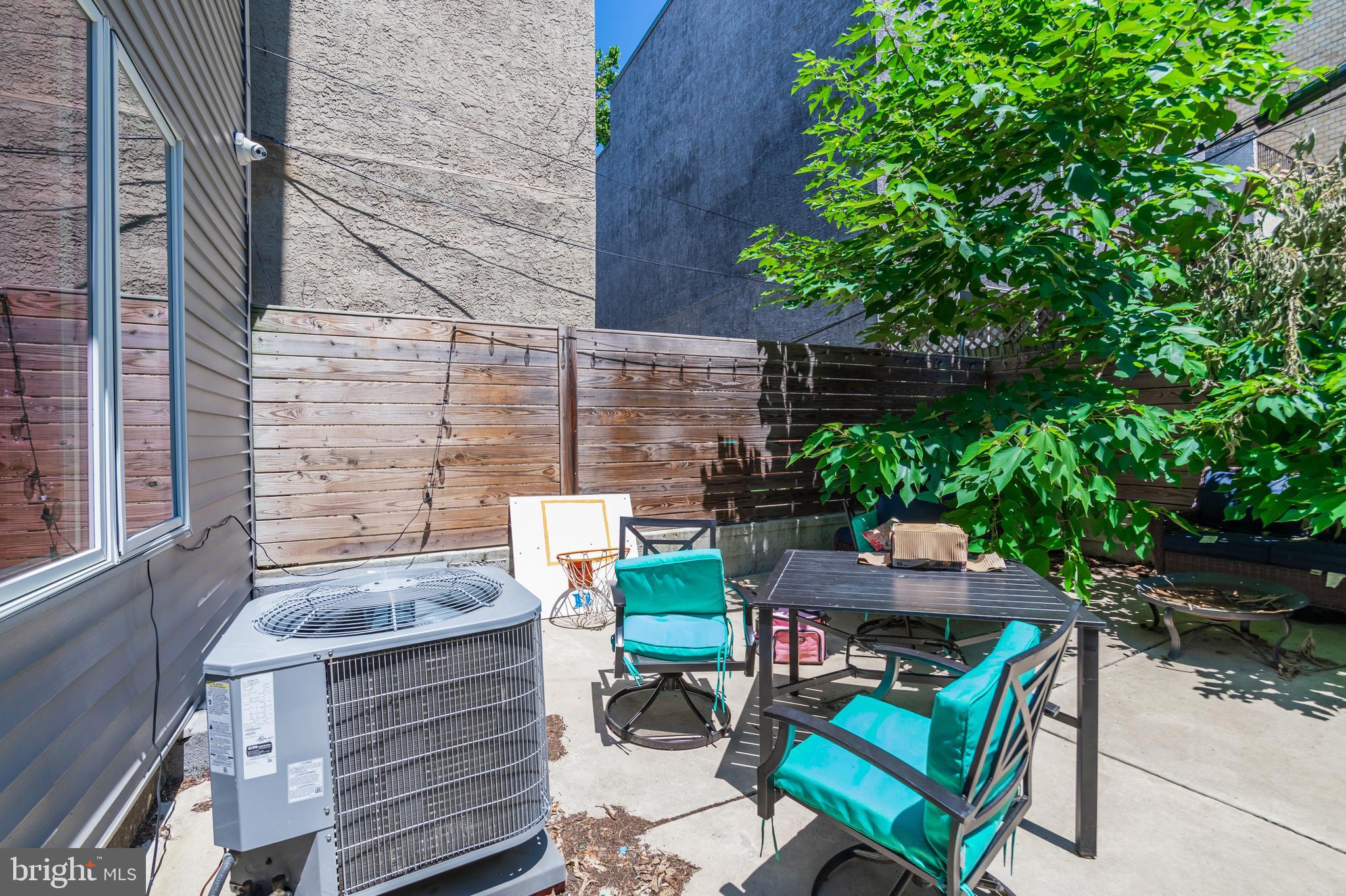 711 N 16TH ST #UNIT 1