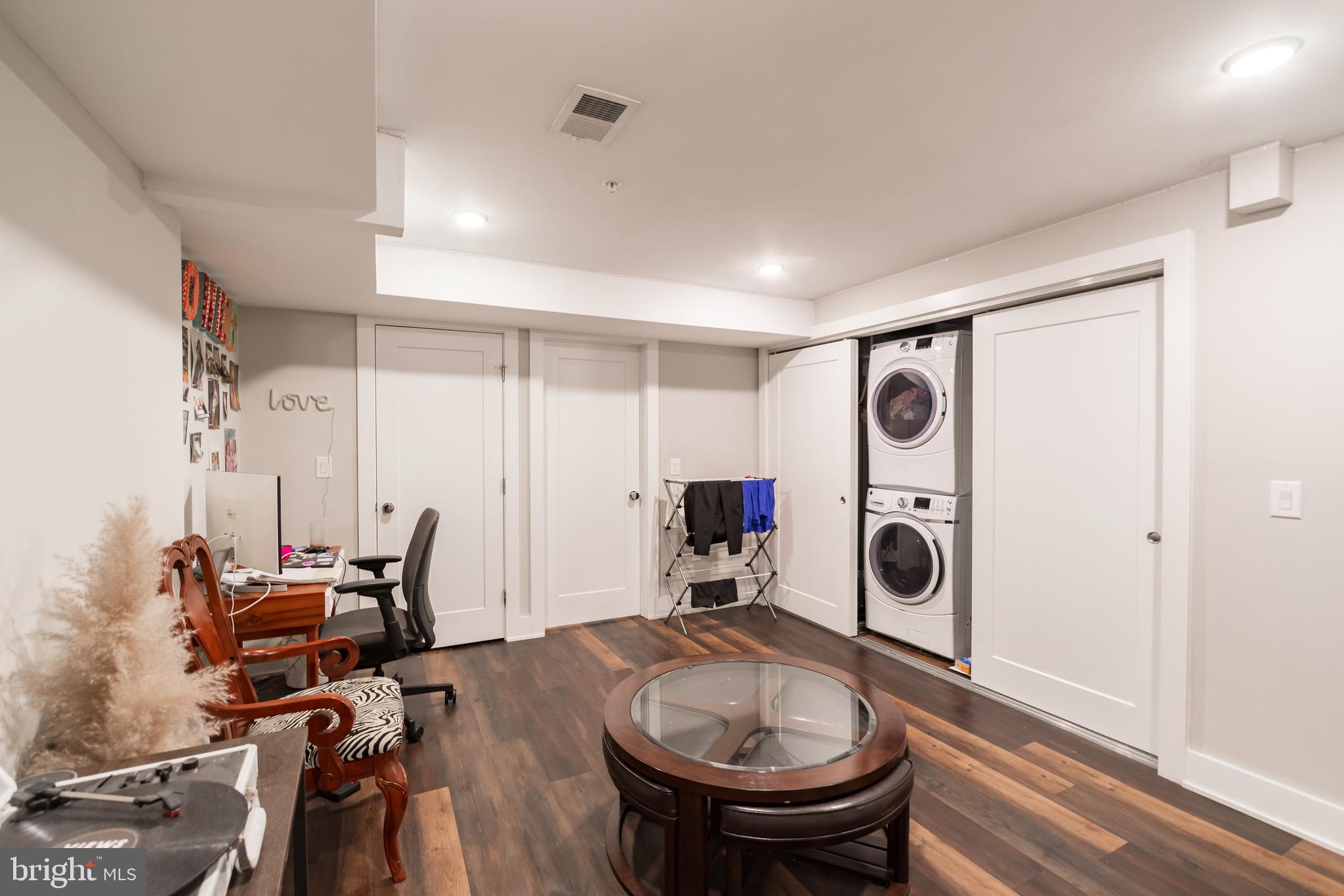 711 N 16TH ST #UNIT 1