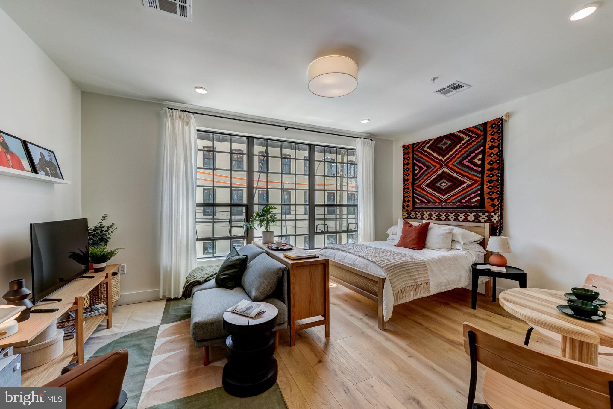 1701-17 N 2ND ST #516