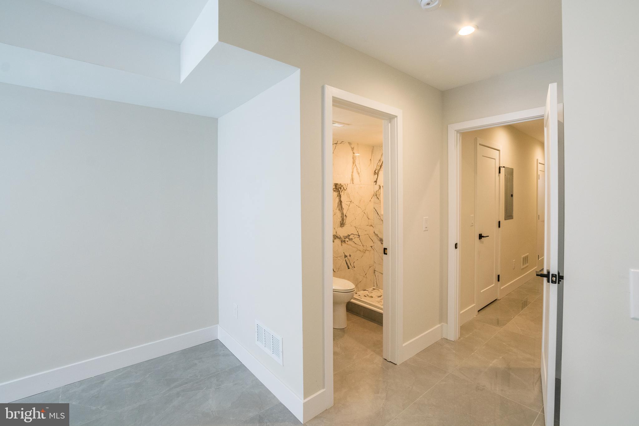 2147 N FRANKLIN ST #UNIT A