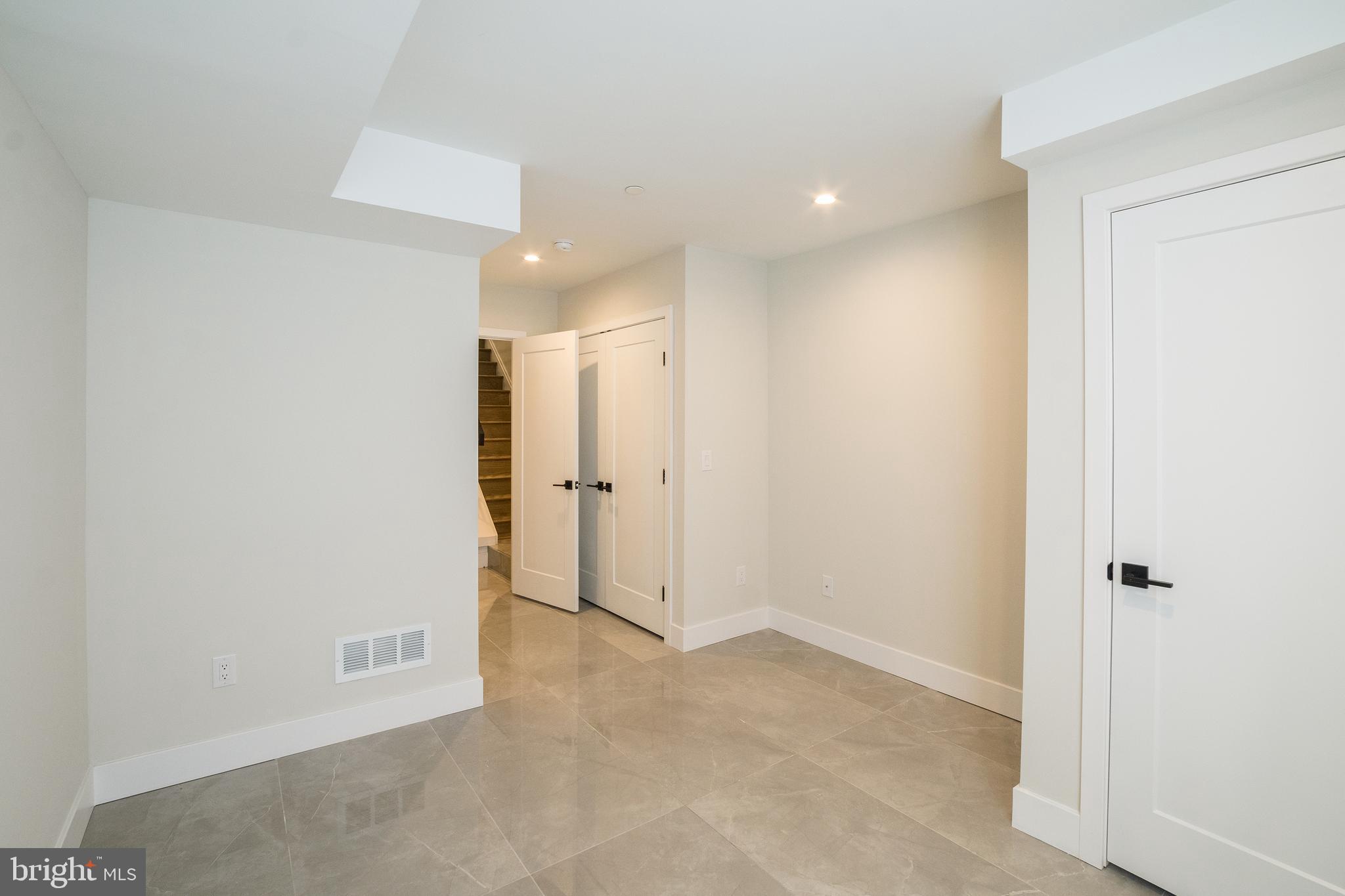 2147 N FRANKLIN ST #UNIT A