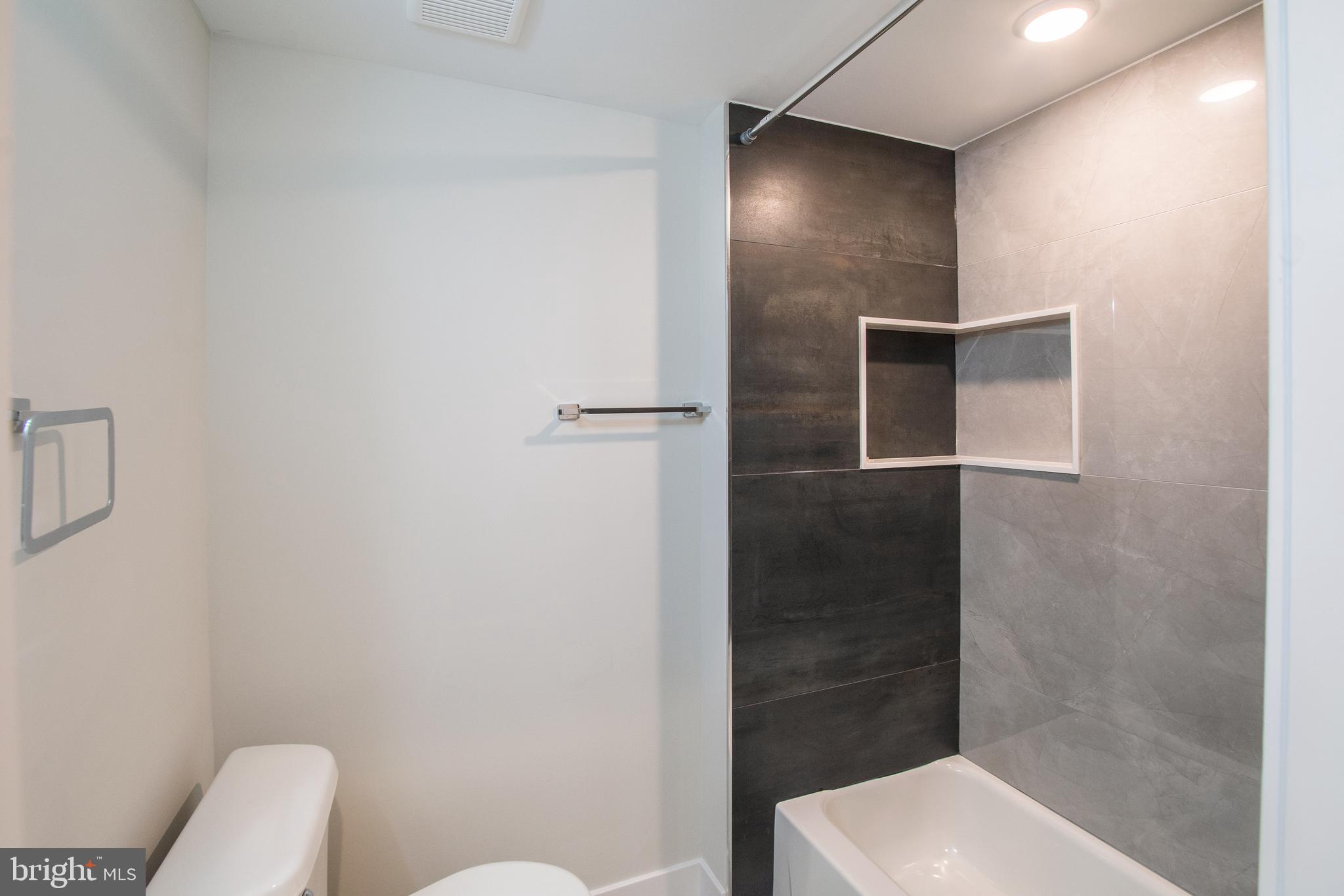 2147 N FRANKLIN ST #UNIT A