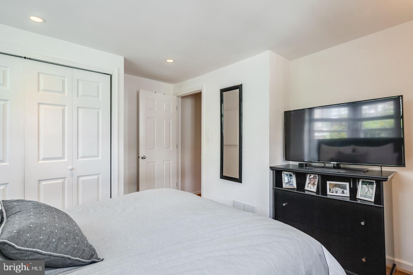 1725 PINE ST #UNIT 2R