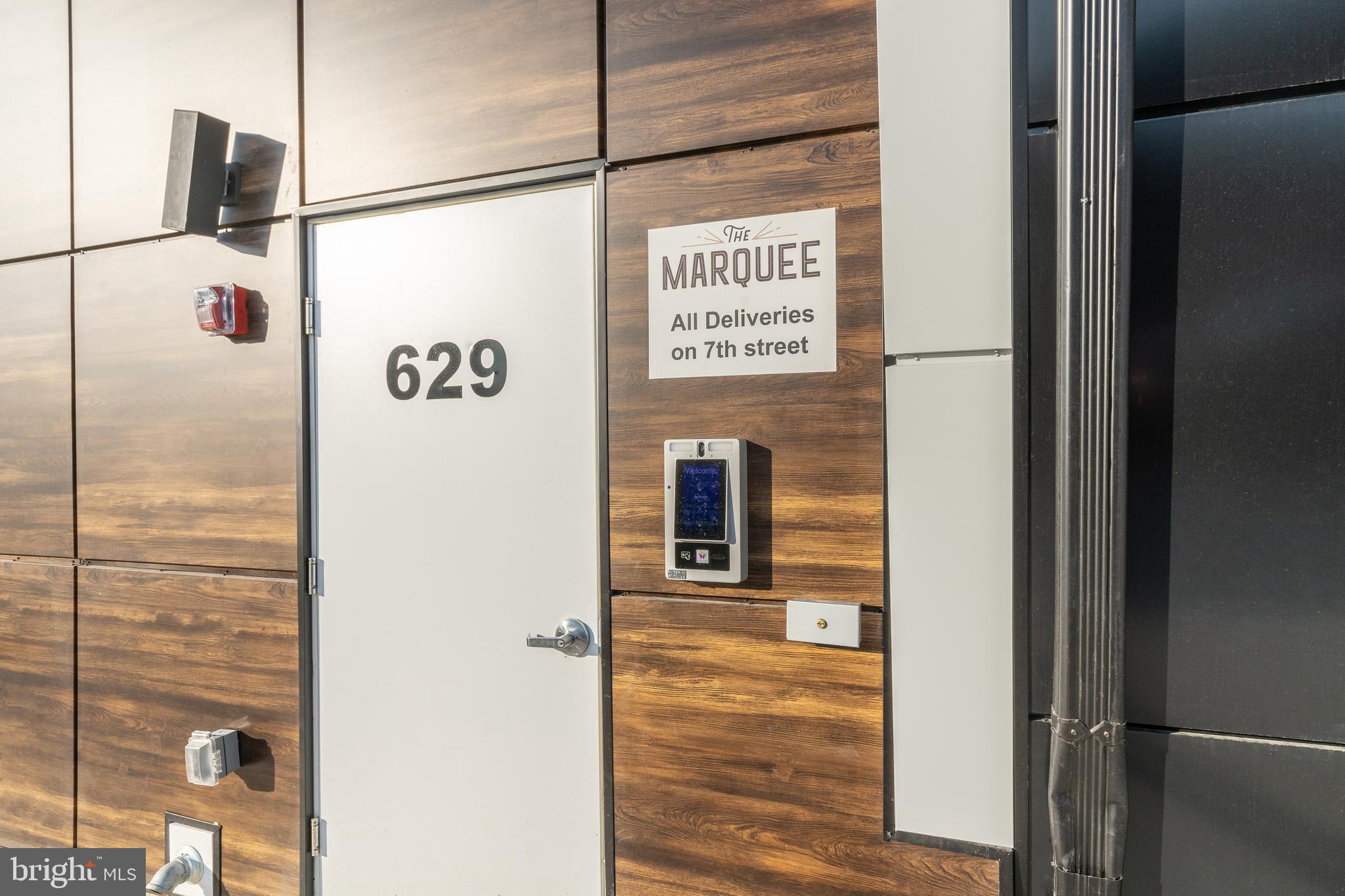 629 W GIRARD AVE #UNIT 306