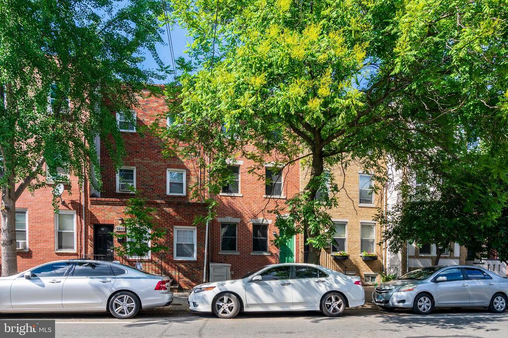 1713 CHRISTIAN ST #UNIT 2