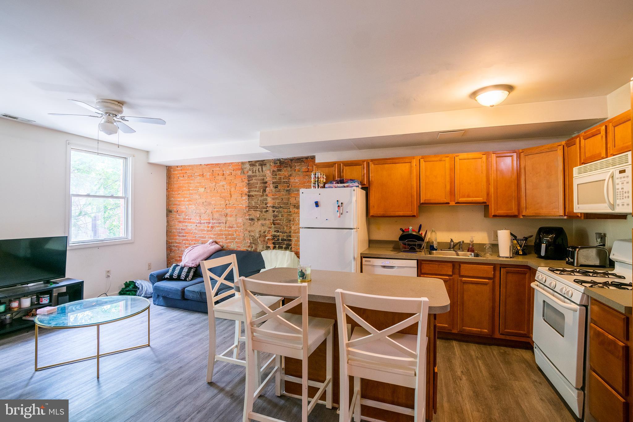 1713 CHRISTIAN ST #UNIT 2