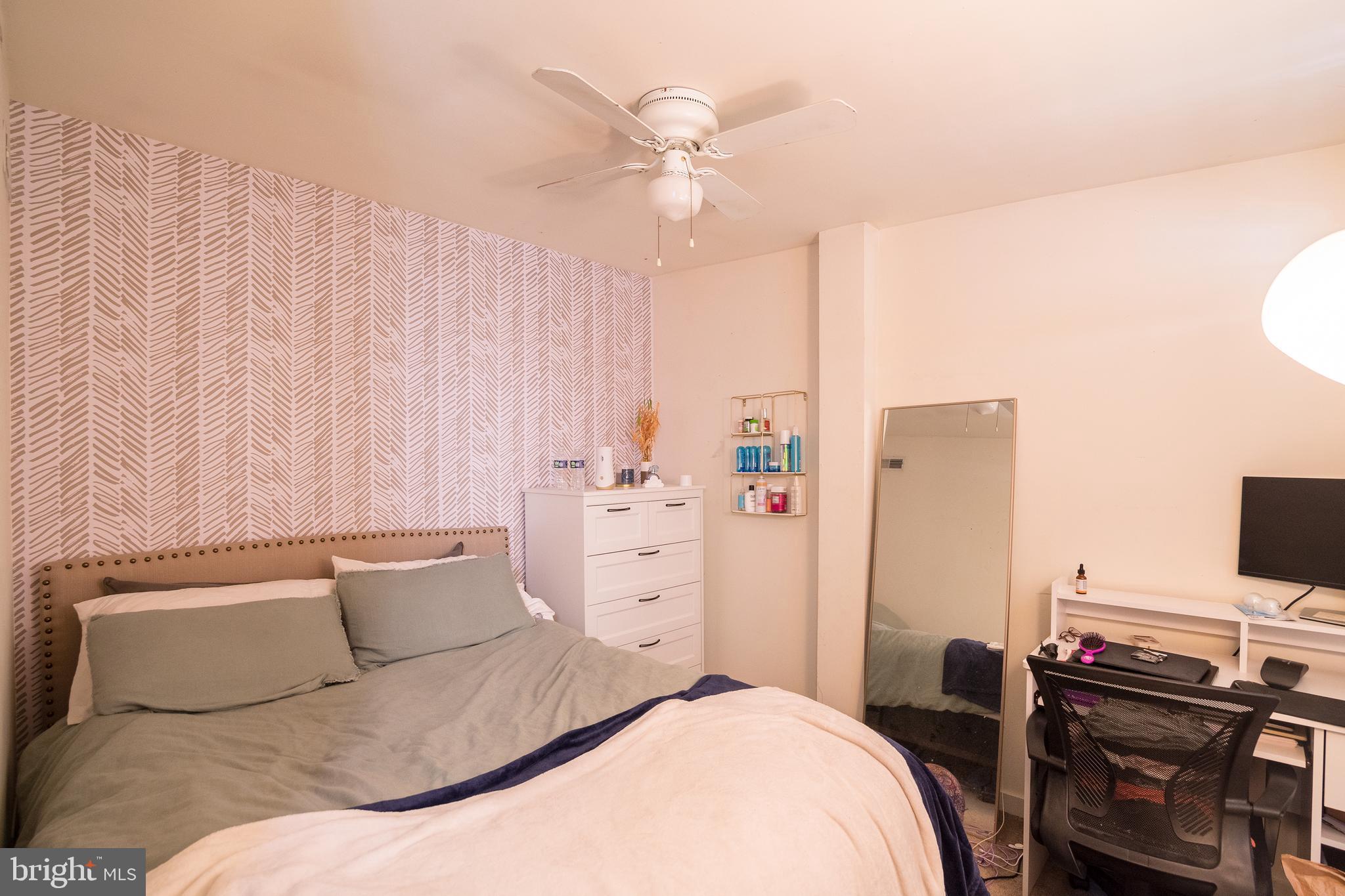 1713 CHRISTIAN ST #UNIT 2