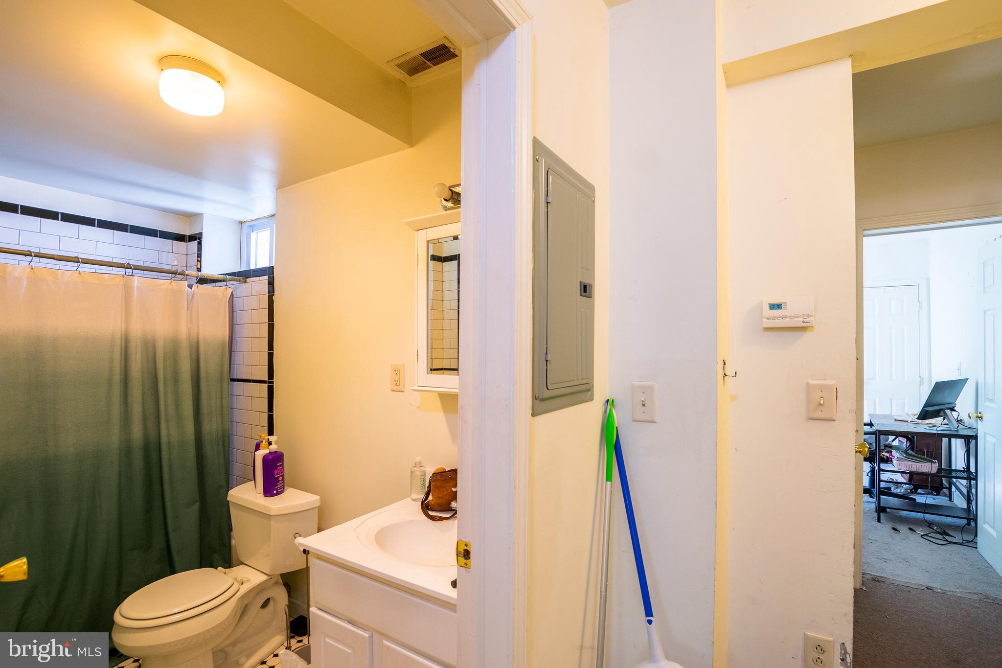 1713 CHRISTIAN ST #UNIT 2