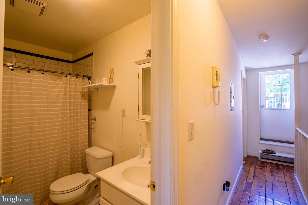 1713 CHRISTIAN ST #UNIT 2