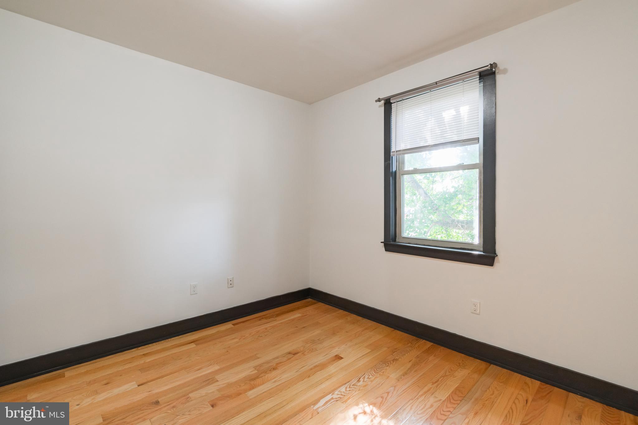 2030 N 18TH ST #UNIT B