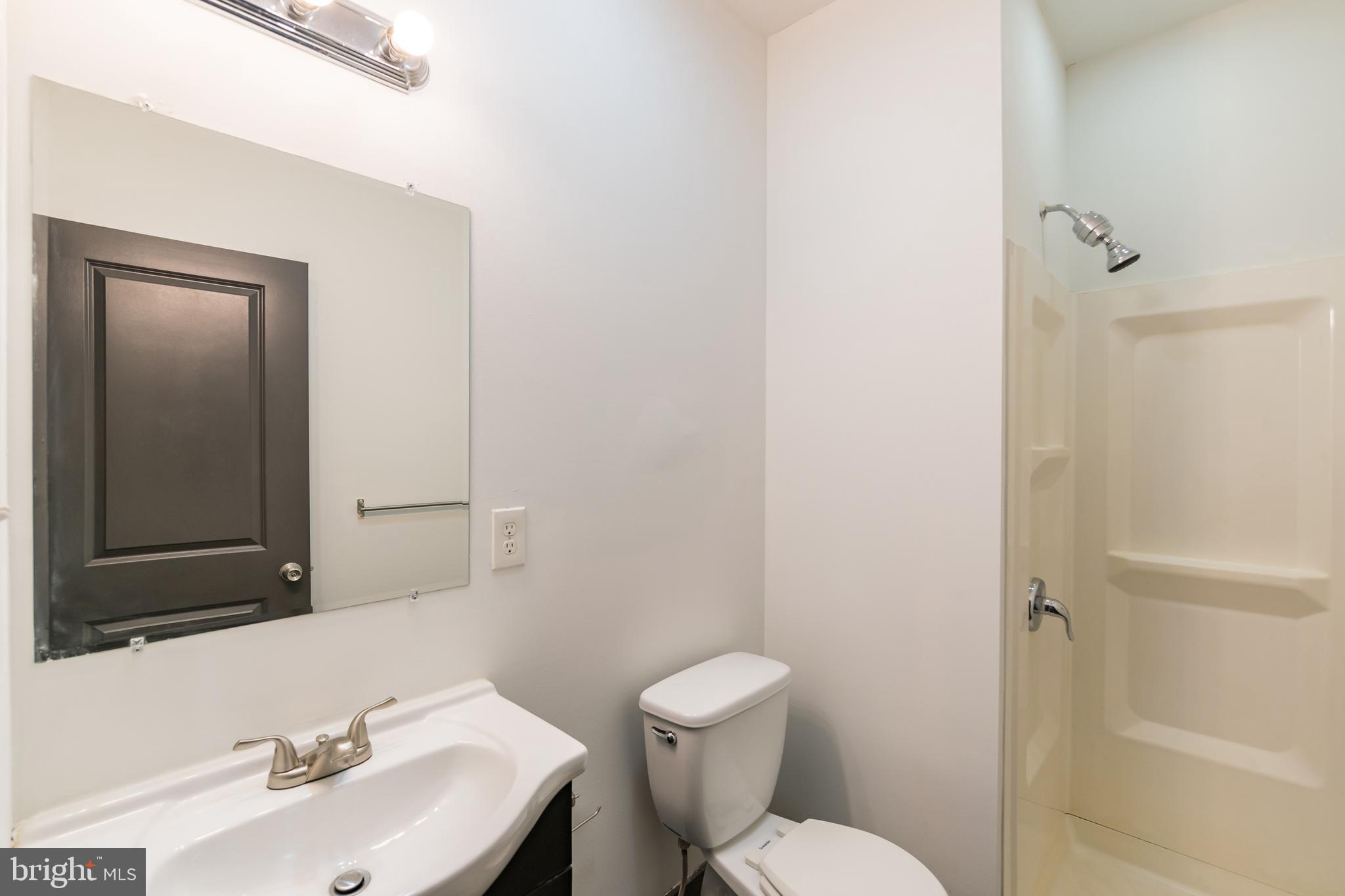 2030 N 18TH ST #UNIT B