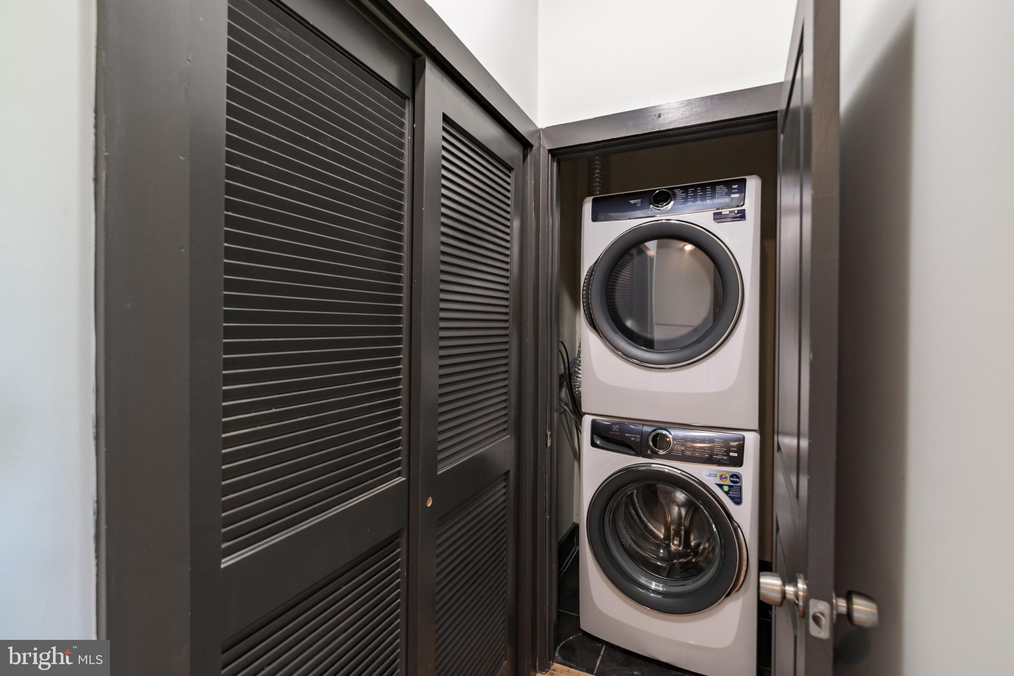 2030 N 18TH ST #UNIT B