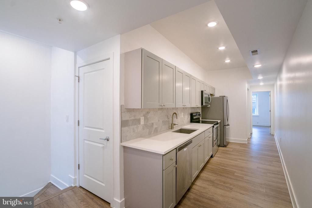 2444 FRANKFORD AVE #UNIT A