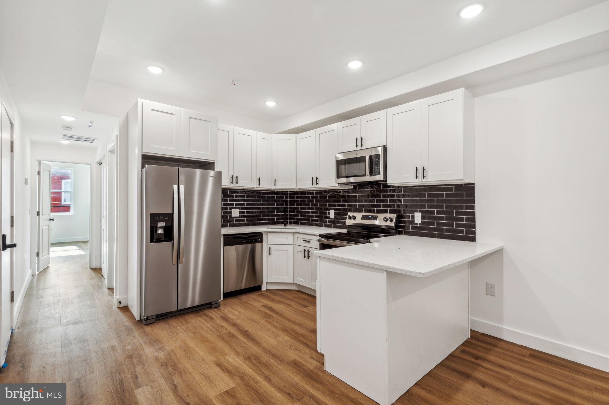 2306 N FAIRHILL ST #3