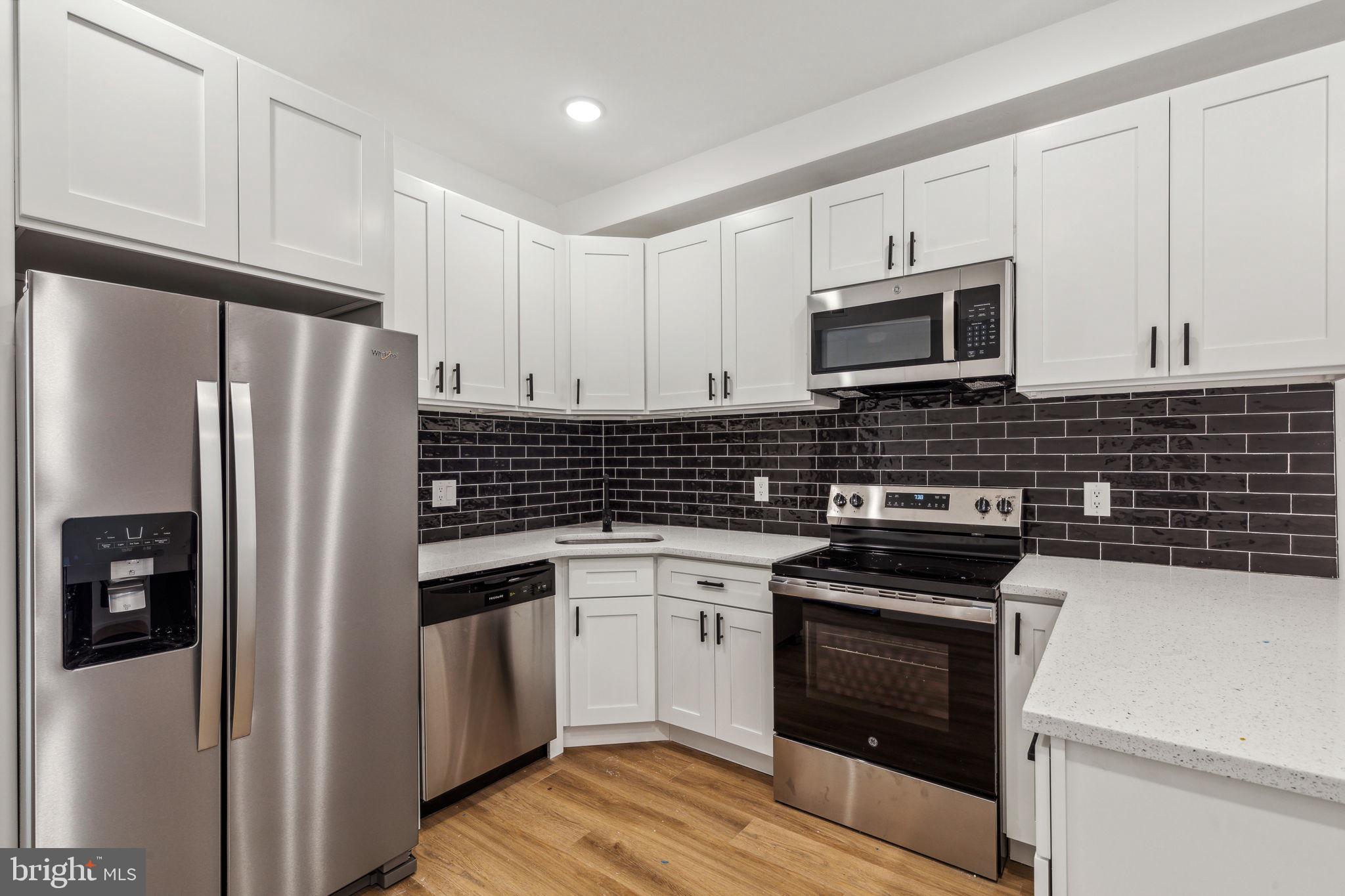 2306 N FAIRHILL ST #3