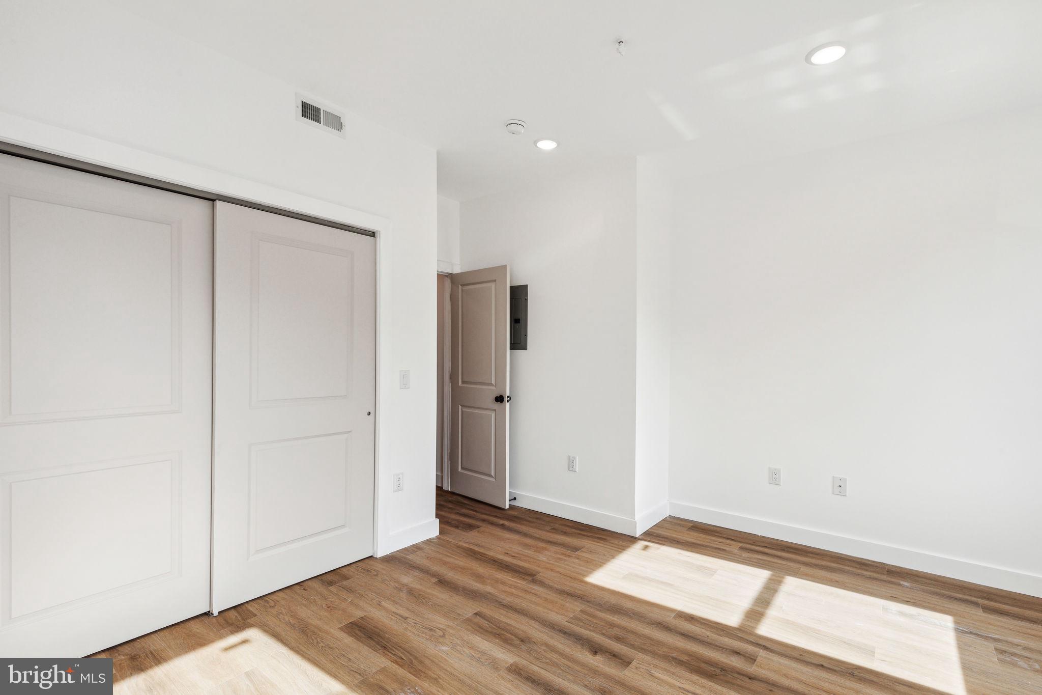 2306 N FAIRHILL ST #3