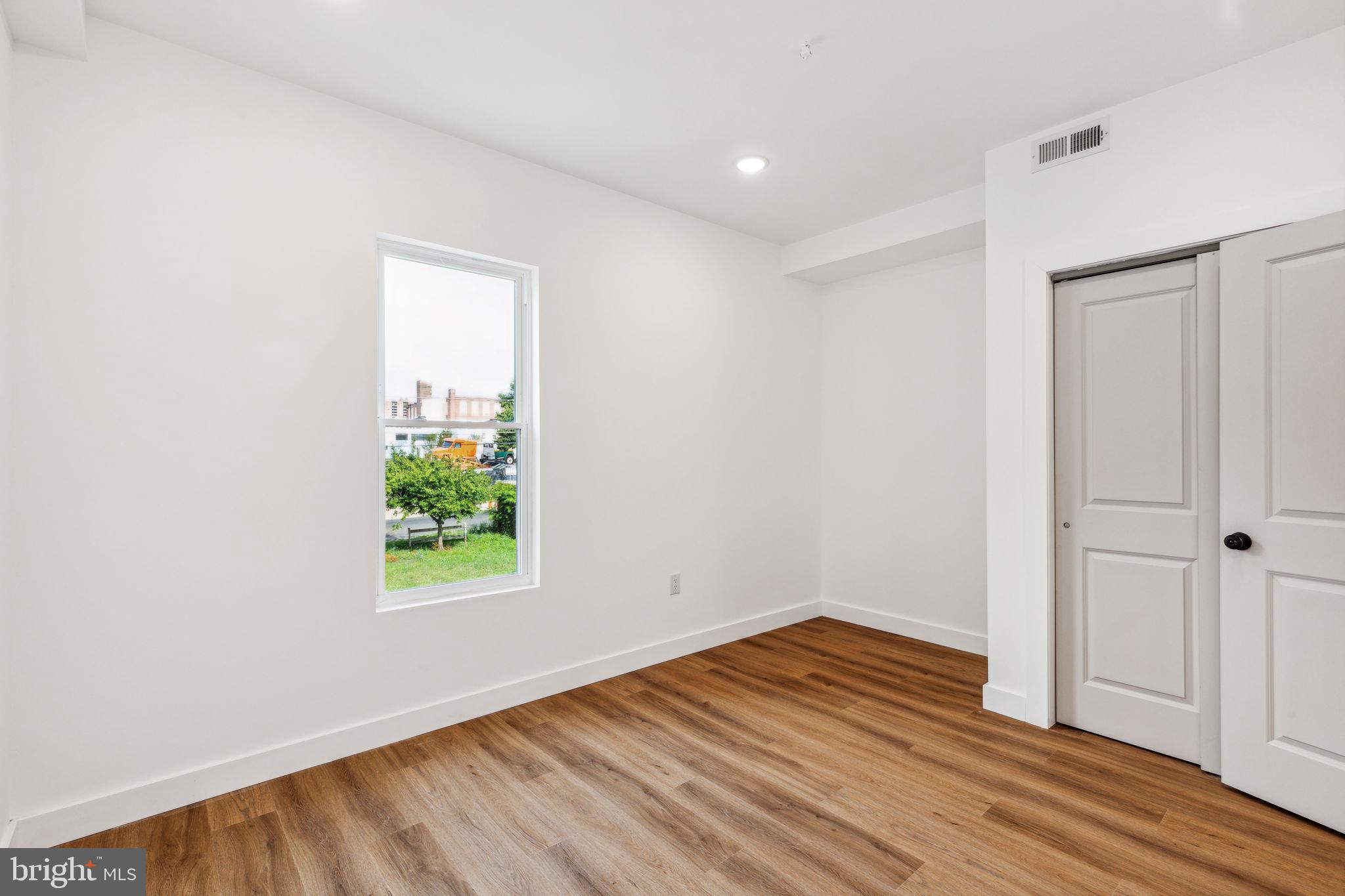 2306 N FAIRHILL ST #3