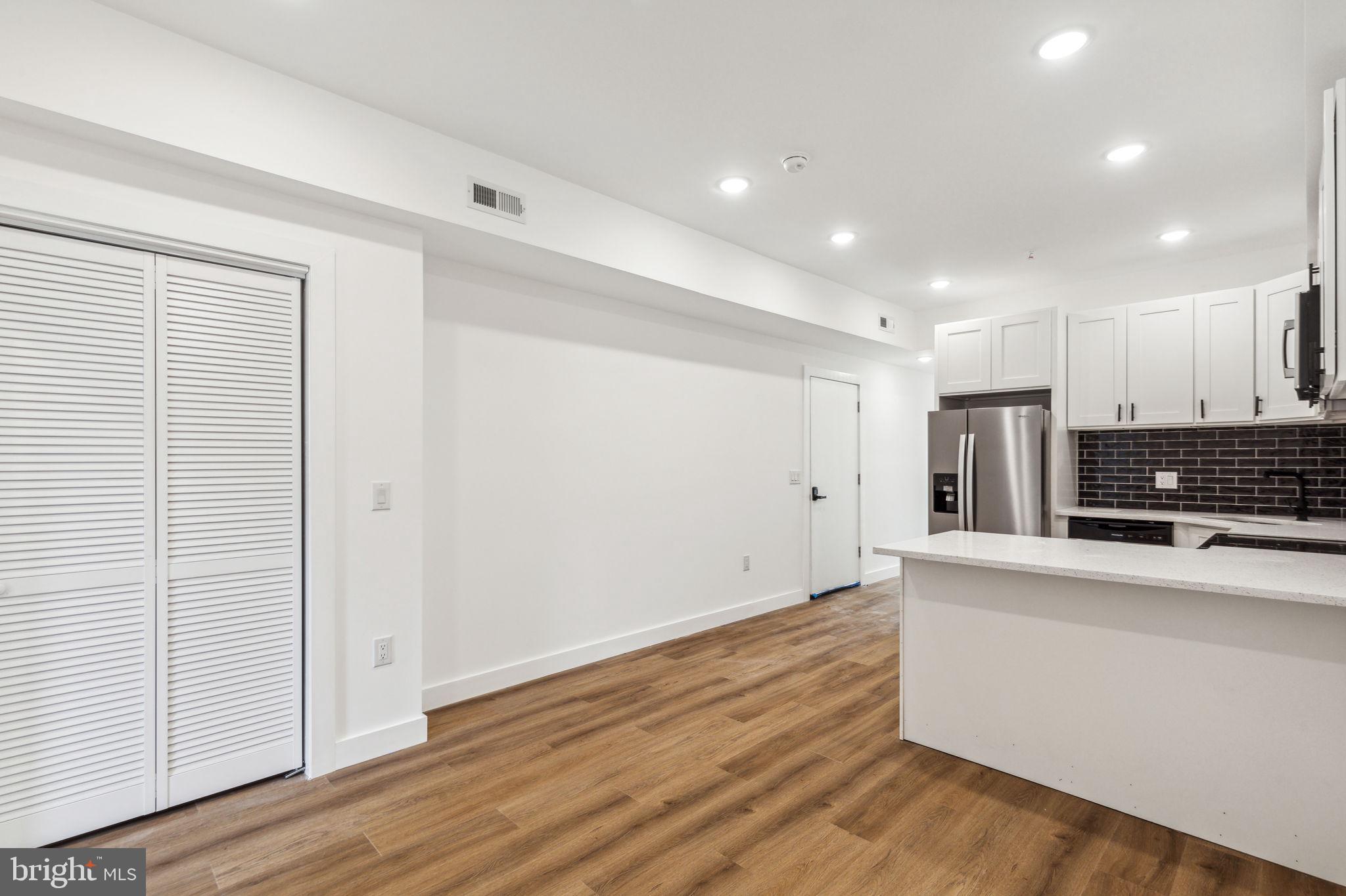 2306 N FAIRHILL ST #3