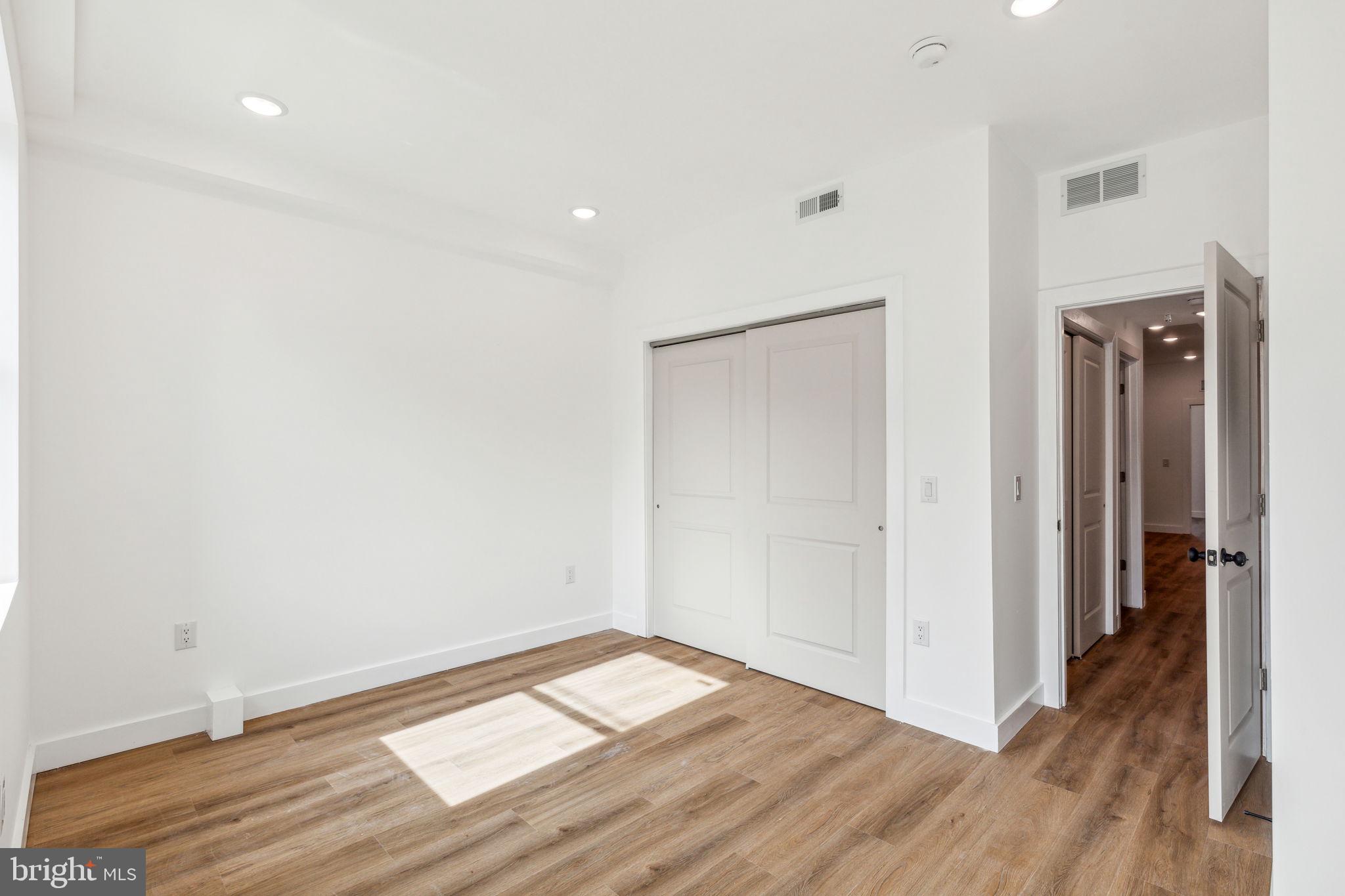 2306 N FAIRHILL ST #3