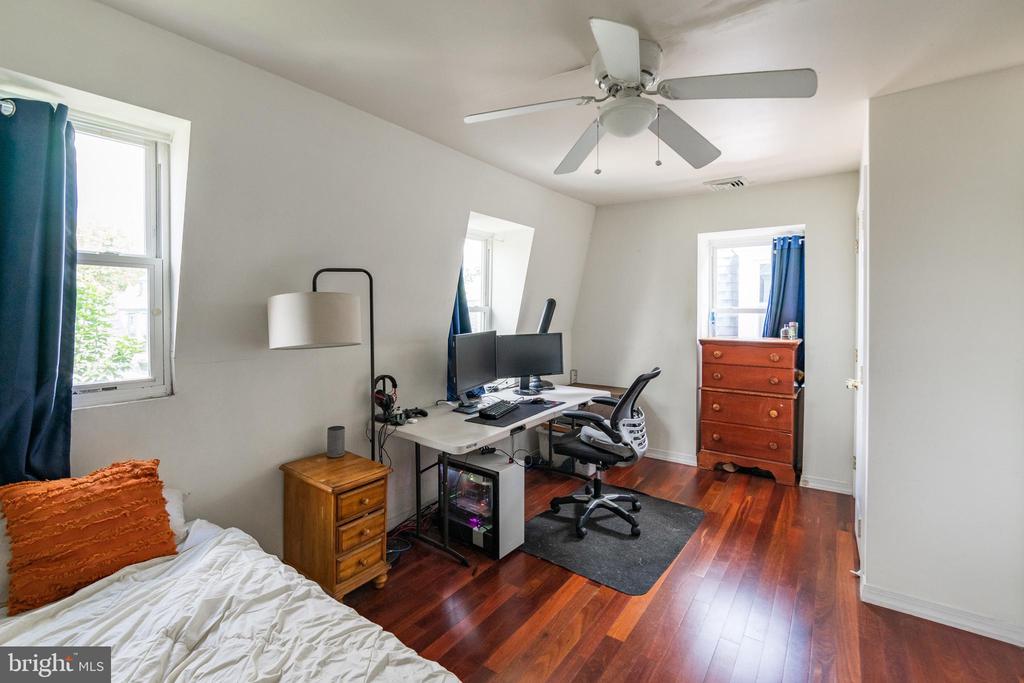 4841 WALTON AVE #UNIT 3