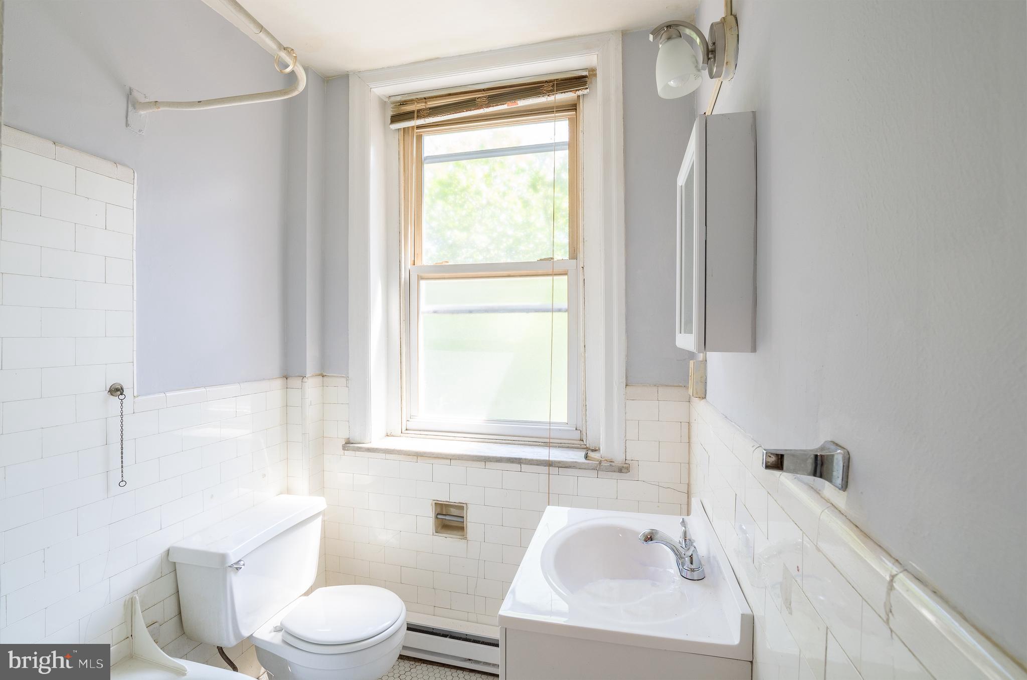 2115 N 63RD ST #UNIT 3E