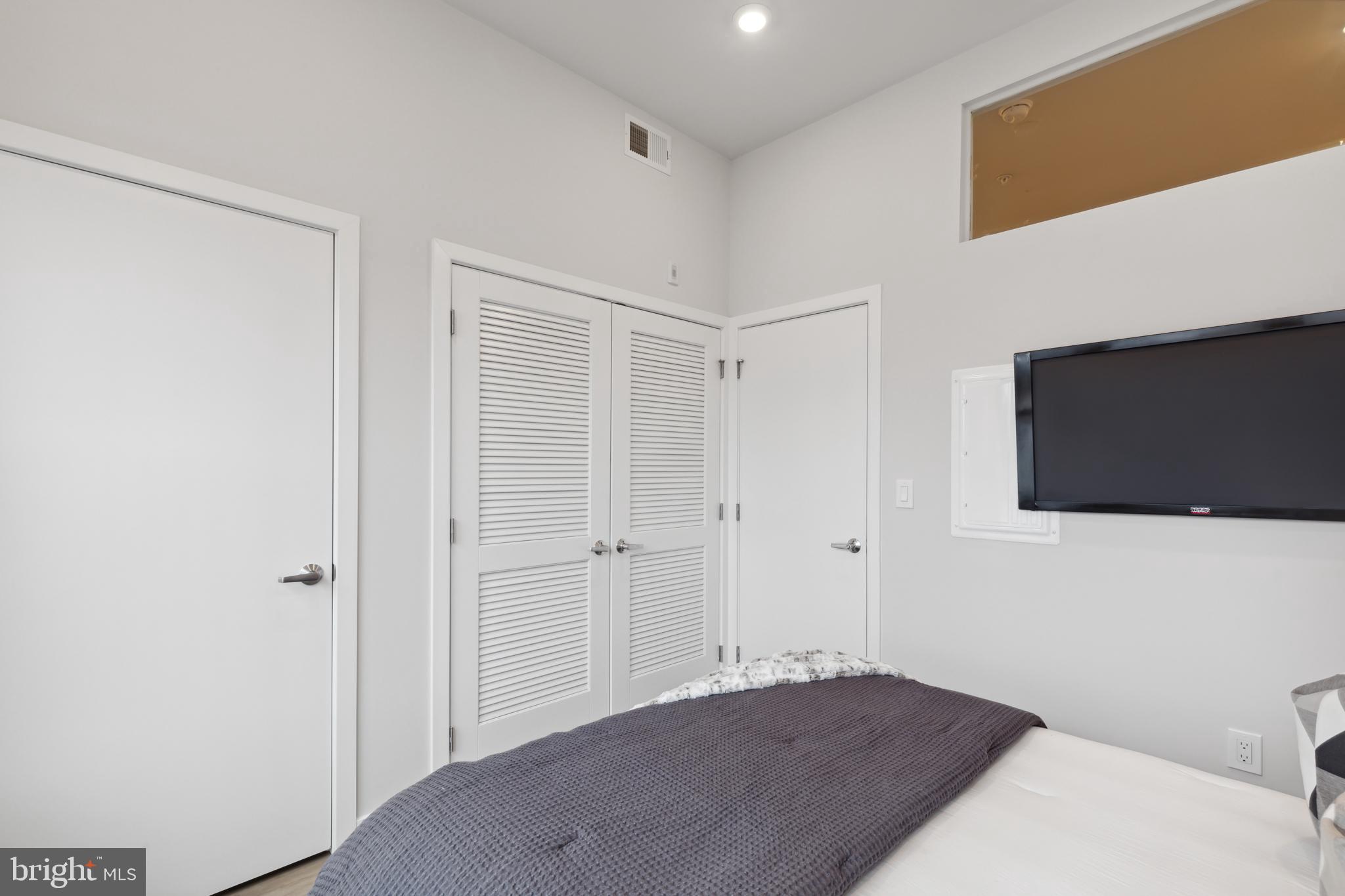 1330 S PATTON ST #UNIT 403