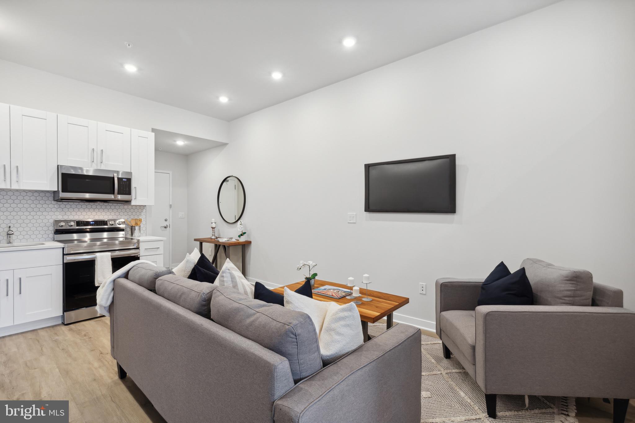 1330 S PATTON ST #UNIT 403