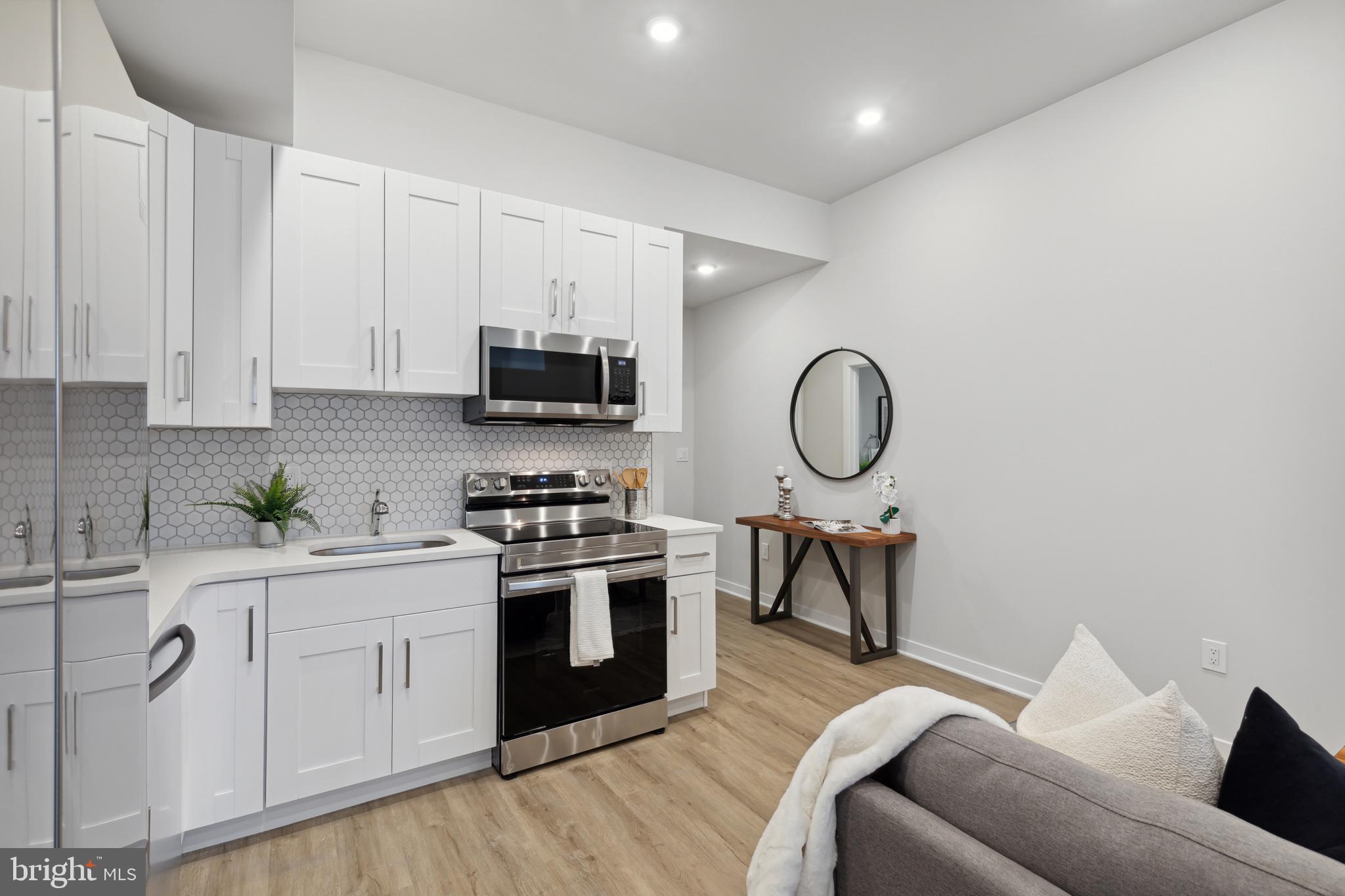 1330 S PATTON ST #UNIT 403