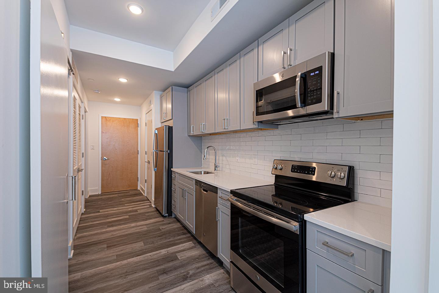 1245 RIDGE AVE #UNIT 407