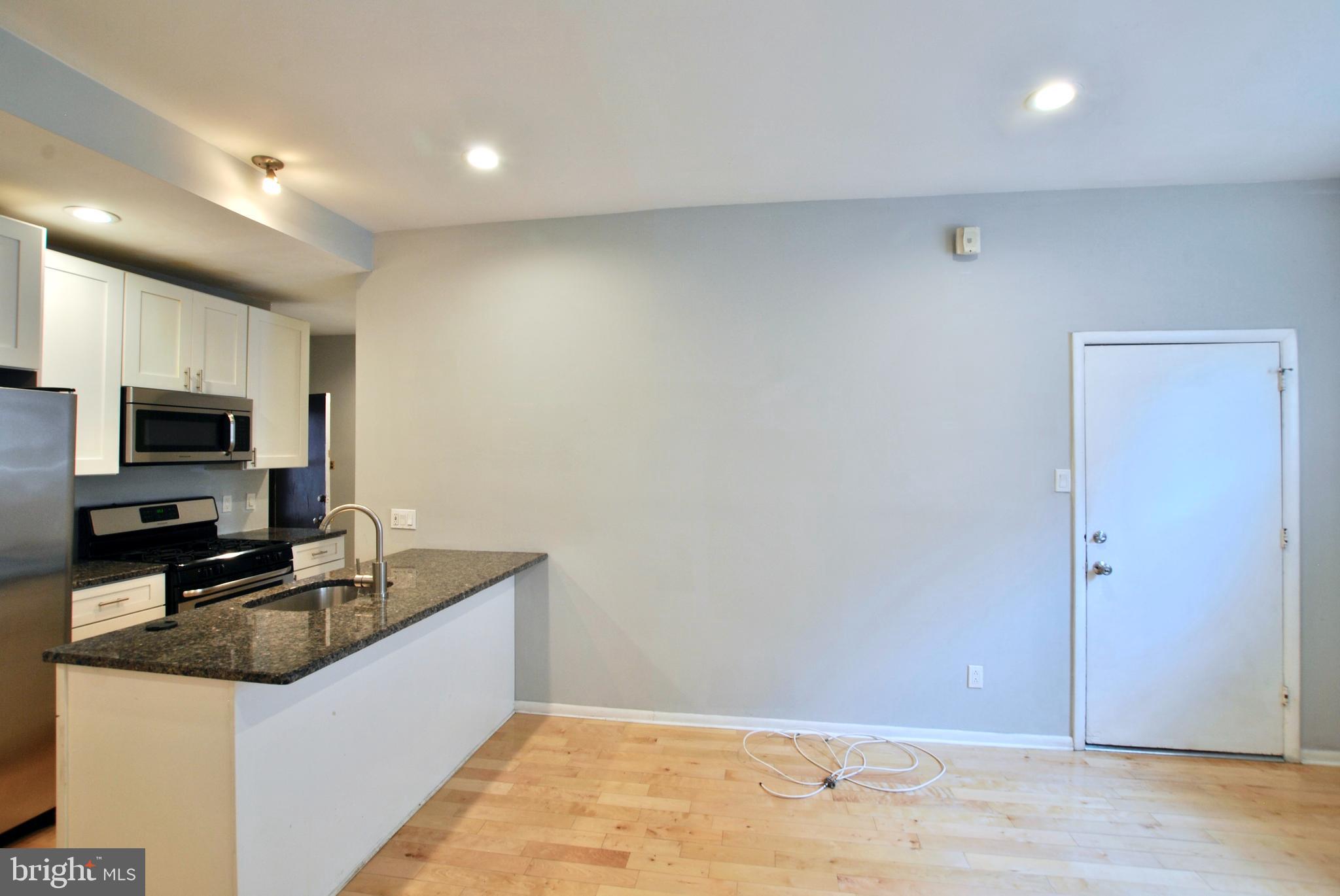 971 N LAWRENCE ST #UNIT A