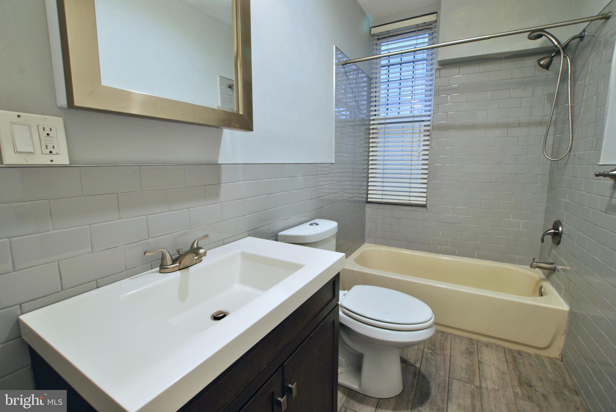 971 N LAWRENCE ST #UNIT A