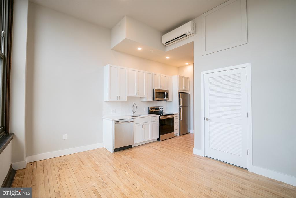 1300 S 19TH ST #UNIT 320