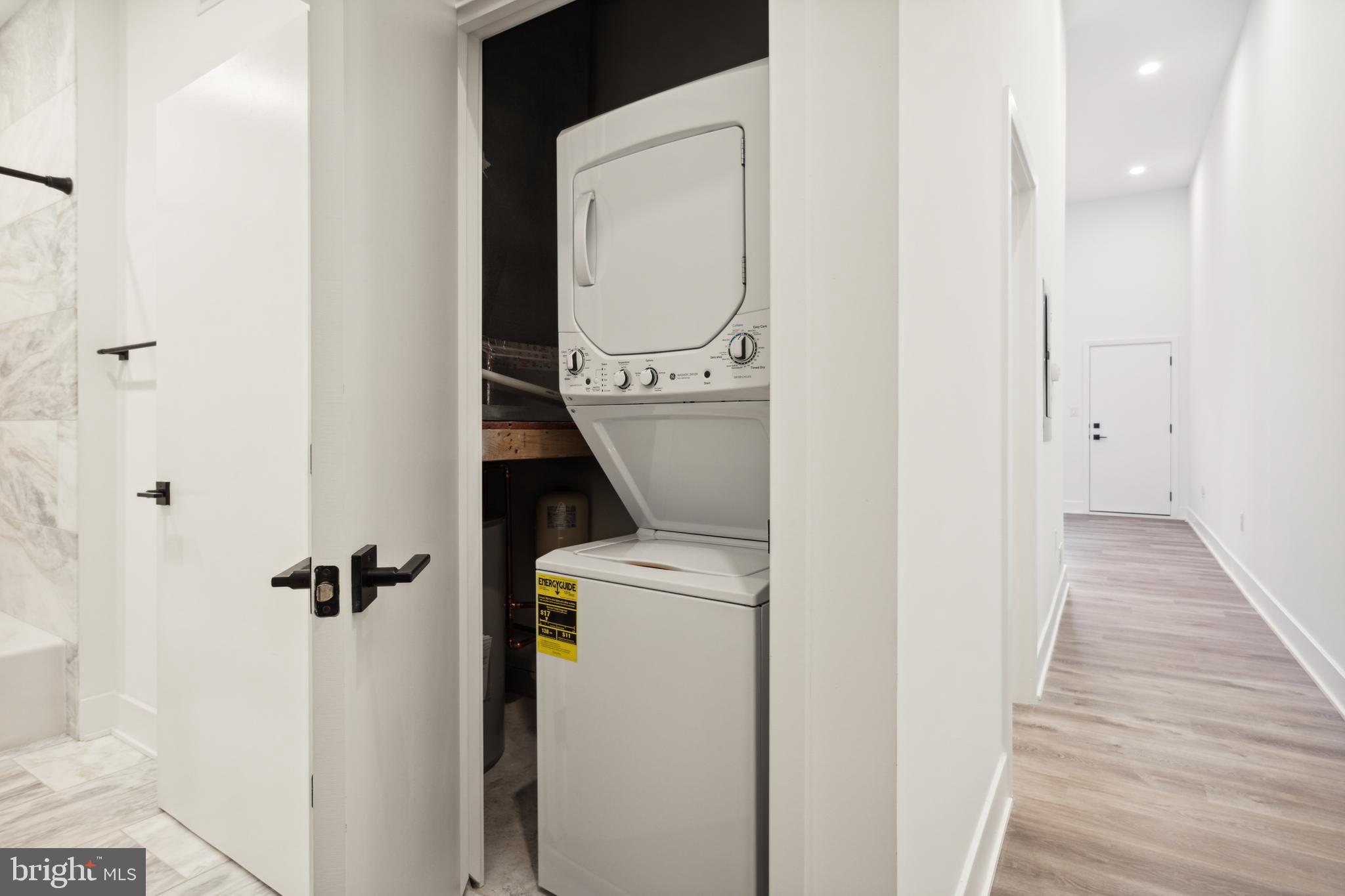 1420 POINT BREEZE AVE #UNIT 102