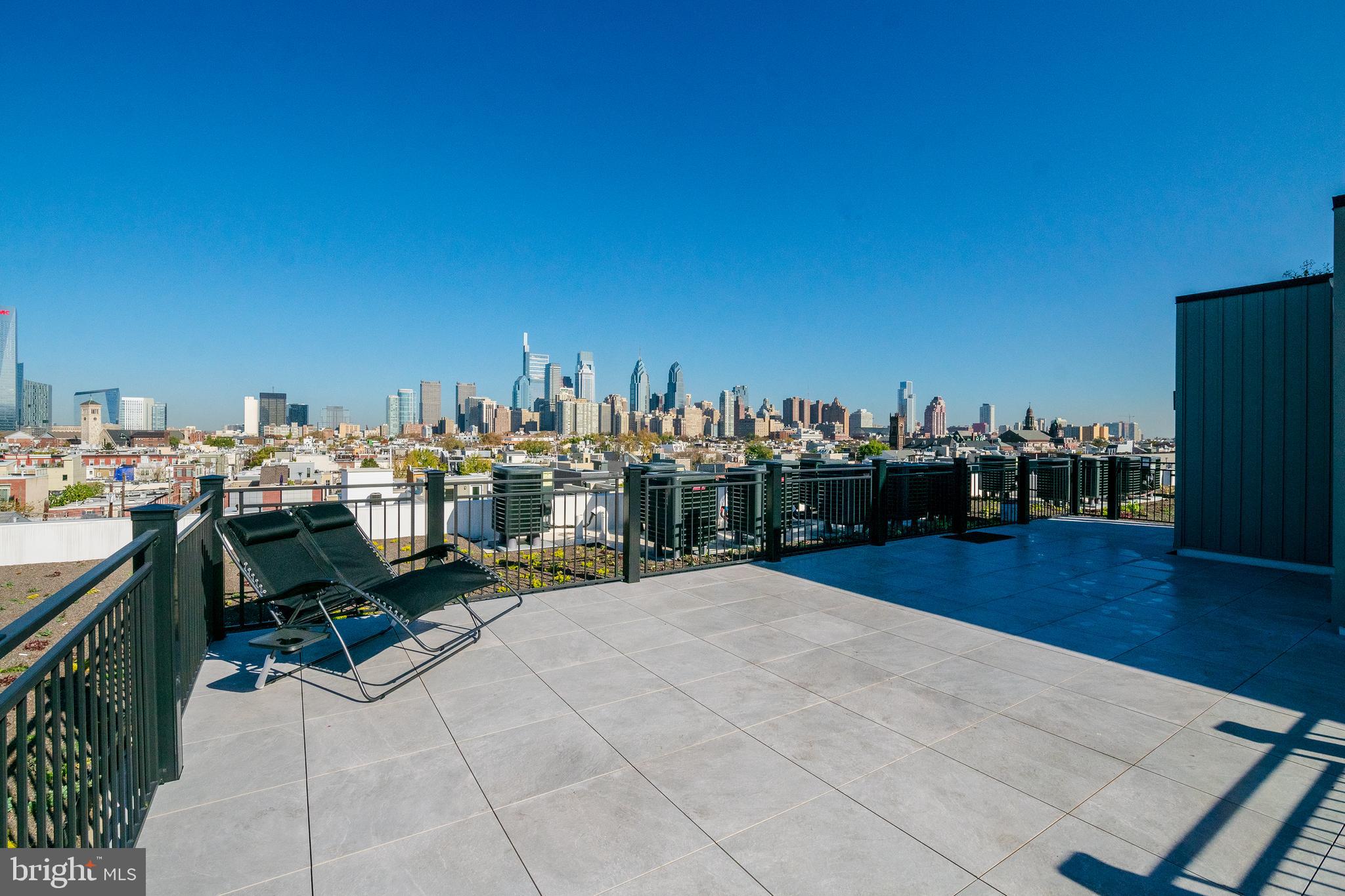 2235 WASHINGTON AVE #206