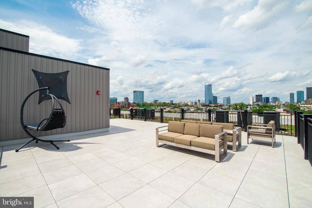 2201 WASHINGTON AVE #UNIT 319