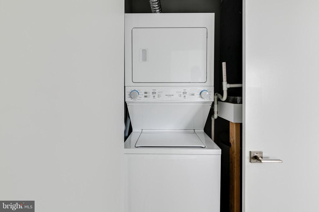 2201 WASHINGTON AVE #UNIT 319