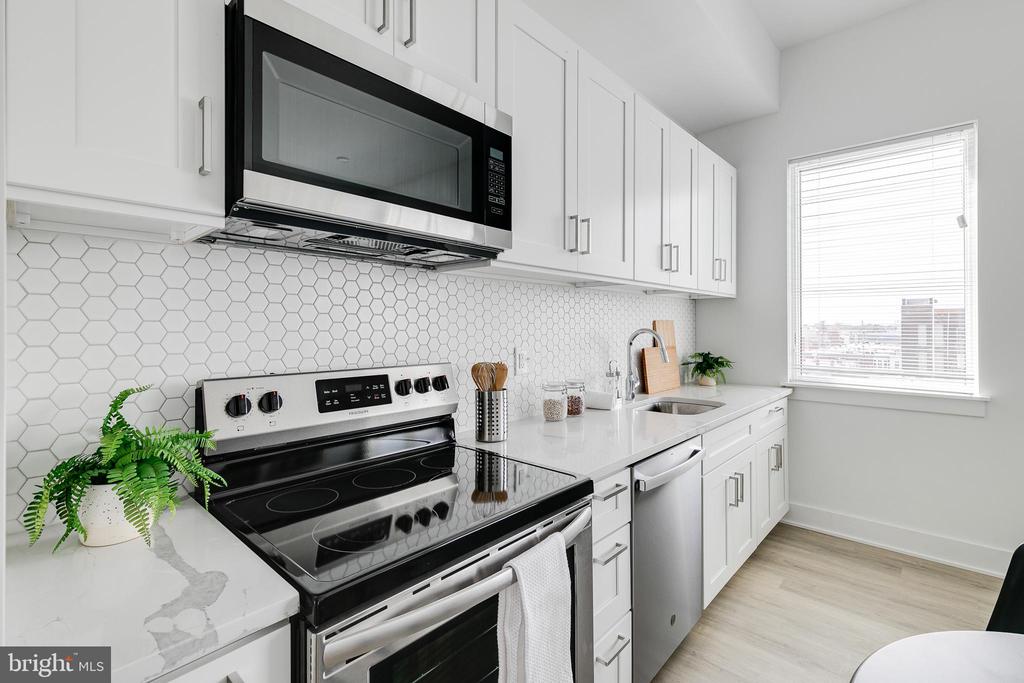 2201 WASHINGTON AVE #UNIT 306