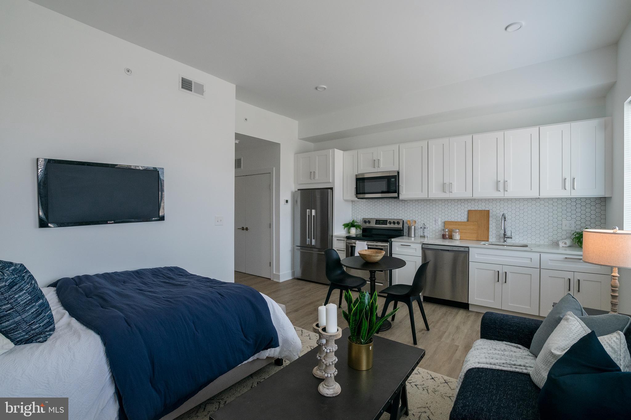 2235 WASHINGTON AVE #313