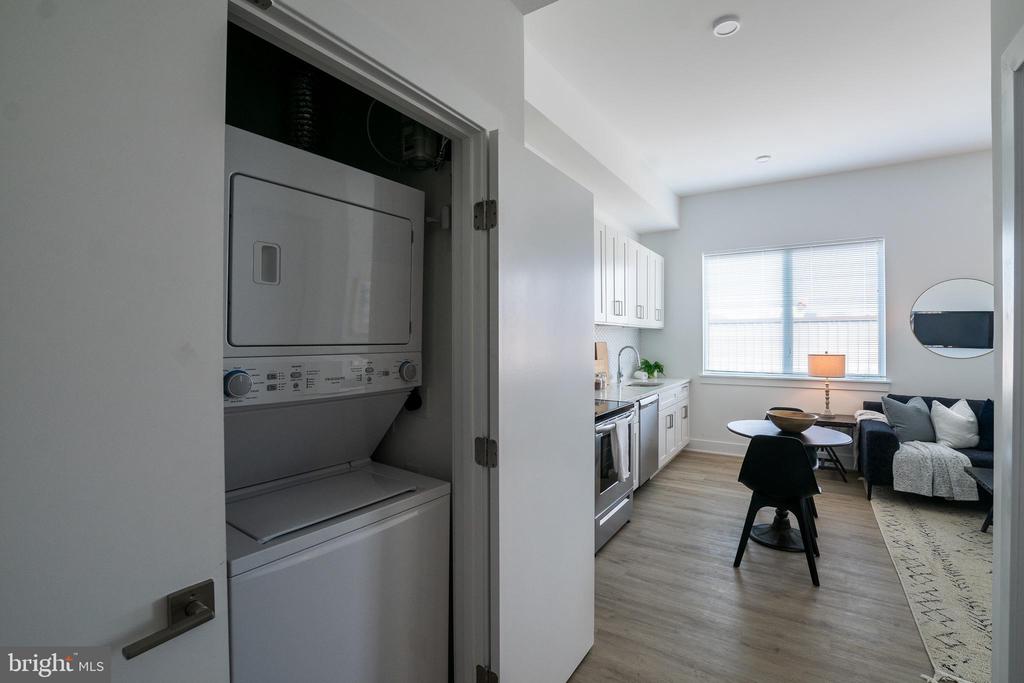 2235 WASHINGTON AVE #313