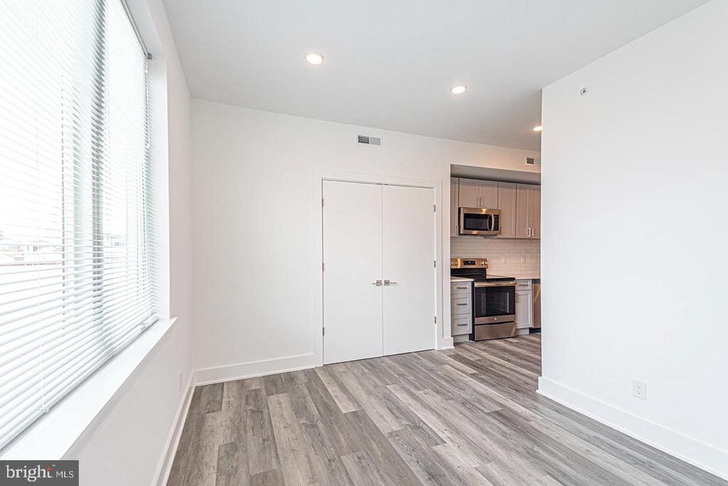 1245 RIDGE AVE #UNIT 205