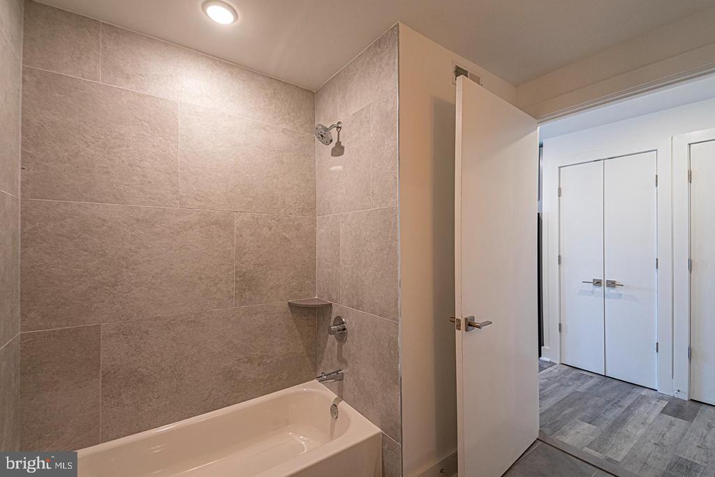 1245 RIDGE AVE #UNIT 205