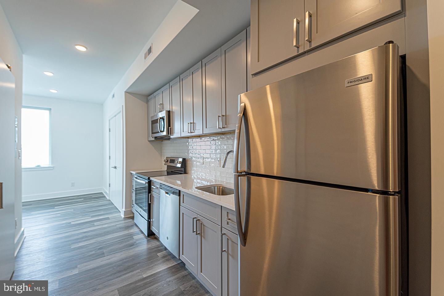 1245 RIDGE AVE #UNIT 205