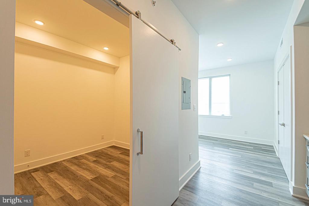 1245 RIDGE AVE #UNIT 205